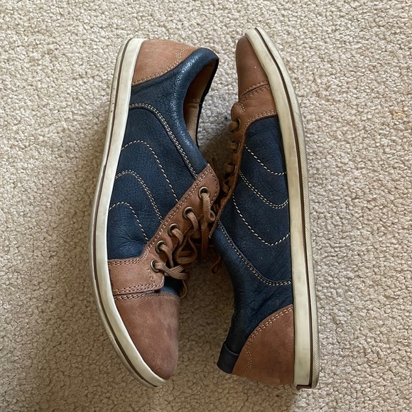Lasocki // Blue & Brown Leather Shoes - Picture 6 of 11